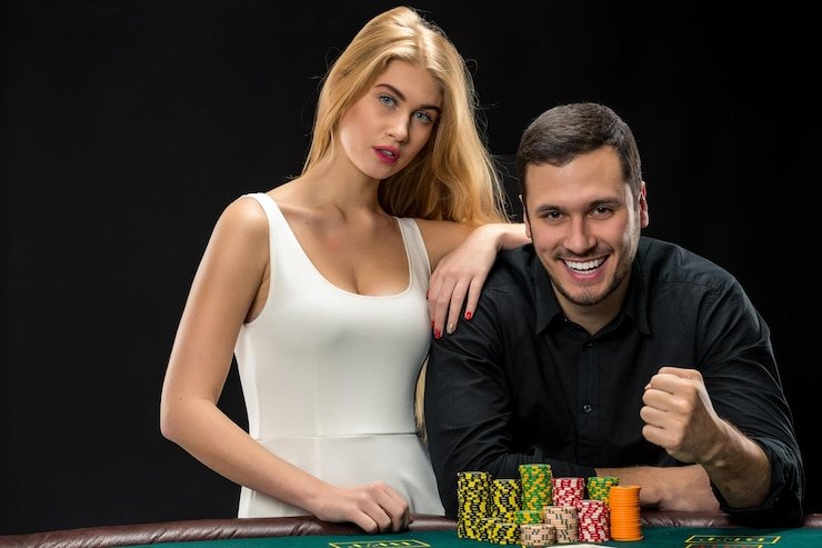 Studio dealer live casino dengan multi-kamera